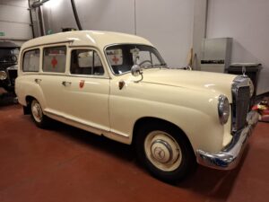 ambulanssi mercedes